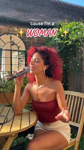 Still get goosebumps thinking about that performance 🥹 thank you for  writing this @Raye #raye #icecreamman #singingcover #iamawoman  #womeninmusic #readingfestival