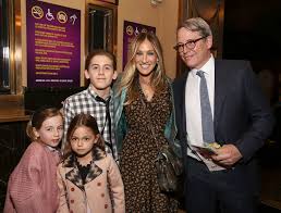 Sjp was seen having a casual day out with andy cohen on sunday, july 18 in downtown new york city. Sarah Jessica Parker S Twins Make A Rare Red Carpet Appearance Vanity Fair