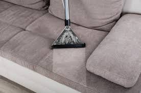 Pour élaborer ce mélange et l'appliquer correctement, suivez les quelques étapes suivantes : Notre Guide Pour Nettoyer Un Canape En Microfibre Maisons Du Monde