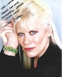 Getting celebrity autographs from fan mail