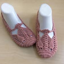 361 Likes 7 Comments Aydin Tuhafiye El Islerim Huris1975 On Instagram Patik Patikaski Pat Crochet Shoes Crochet Drawstring Bag Summer Slippers Crochet