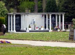 Goman clan leverkusen urteil | die leverkusener großfamilie, die durch betrügereien und. Goman Clan Beerdigt Einen Paten Leverkusener Tierpark Geschlossen