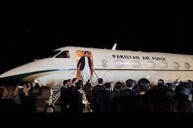 Yassin was sworn in as. Austerity Drive Imran Khan Reaches Malaysia On Vip Plane