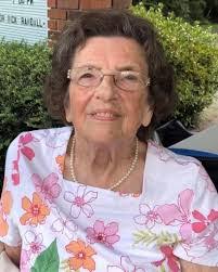 Ann Easter's Instagram, Twitter & Facebook