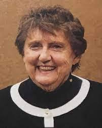 Mary Rinearson's Instagram, Twitter & Facebook