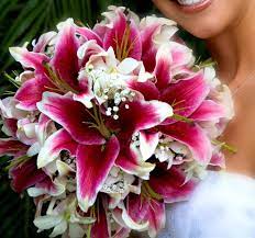 I Like This Wedding Bouquets Wedding Arrangements Wedding Flower Arrangements