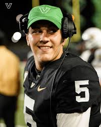 AJ Swann (@swann.aj) • Instagram photos and videos