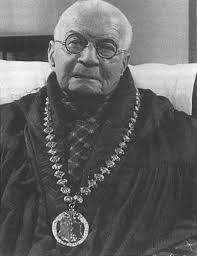 Sir Archibald Gray (1880-1967): an appreciation. Archibald Gray is a  towering figure in the history of dermatology, both in the