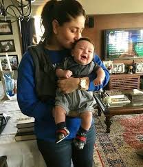 Begum Kareena Kapoor Khan And Her Son Taimur Ali Khan Pataudi Kareena Kapoor Kareena Kapoor Pics Taimur Ali Khan