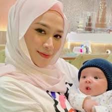 Untuk melihat detail lagu diari ramadhan rafique klik salah satu judul yang cocok, kemudian untuk link download diari ramadhan rafique ada di halaman berikutnya. Diari Ramadhan Rafique Bakal Kembali Pada Ramadhan Tahun Ini Filem Drama Hiburan Trending Cari Infonet