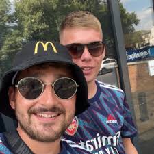 Dan Austen (@DanAusten217)