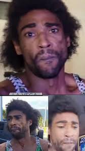 Le pagó con una papeleta de 500 de gooku y el le dió con uno afilado