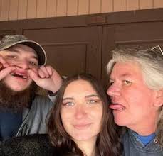 Why did the smoke shop close?