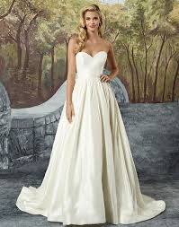 Justin Alexander Silk Dupion Sweetheart Bodice Ball Gown 8825 Justin Alexander Wedding Dress Ball Gowns Wedding Wedding Dresses