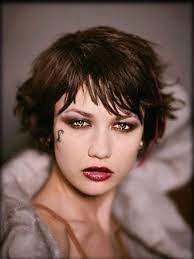 Bilder Olga Kurylenko Her Hair Celebrity Faces