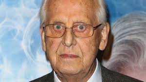 Michael Blakemore, Tony Award-Winning Director, Dies at 95