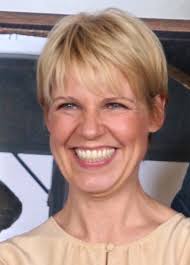 Strava members can plan routes, participate in motivating challenges, and join clubs. Cordula Stratmann Wikipedia