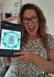 Diane Toner's Instagram, Twitter & Facebook