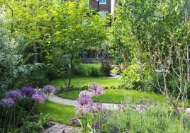 Long Narrow Woodland Garden Garden Design Ideas Uk Garden Ideas Uk Woodland Garden