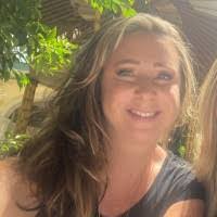 Joanne Lind's Instagram, Twitter & Facebook