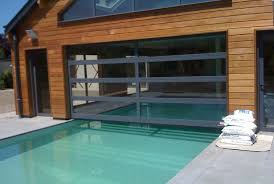 Guide, conseils, fonctionnement et coût. Extension En Ossature Bois Avec Piscine Semi Couverte Maison Avec Piscine Interieure Piscine Interieure Piscines Interieur