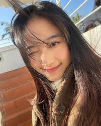 近排天氣又熱又凍唔知應該著咩衫出街了😂