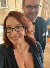 Amy Nichol Smith (@amynicholsmith)