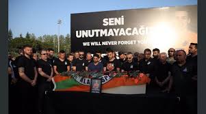 Haftasında deplasmanda alanyaspor ile karşı karşıya geldi. Luto En El Futbol Un Muerto Y Siete Heridos En Equipo Turco Tras Accidente