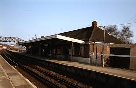 Well Hall Station 1985 House Styles House Cabin