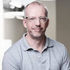 To mark my official last day at UCL, I'm sharing some pictures of my  favourite memories from the last 9 years 🥹 Starting at the Institute of  the Americas to the Arena