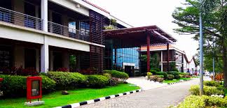 Heka properti group adalah perusahaan yang bergerak di bidang real estate, pendidikan, keuangan dan media. Victory Chingluh Indonesia Linkedin