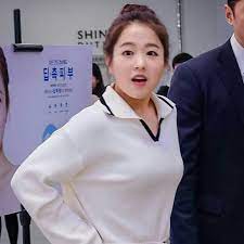 Born on february 12, 1990, she made her acting debut in the 2006 television drama secret campus and gained fame for her acting and her natural beauty in the years that followed. Park Bo Young ë°•ë³´ì˜ On Instagram ë°•ë³´ì˜ Parkboyoung K Drama Amino