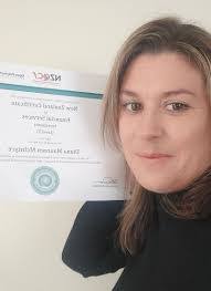 Diana Mcintyre's Instagram, Twitter & Facebook