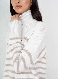 Hannah sweden in a turtle nexk. Marin Turtleneck La Ligne