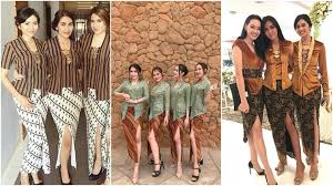 Maybe you would like to learn more about one of these? Pesona 9 Kebaya Kutu Baru Modern Yang Masih Digemari Di Penghujung Tahun Super Anggun