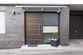 Private eigentümer, eigentümergemeinschaften und hausverwaltungen schätzen unsere qualität, die für stark beanspruchte. Schenken Sie Sich Eine Neue Hausture Zu Weihnachten Hausturen Fenster Vordacher Boblingen Sindelfingen