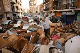 FOTOS | Las lluvias devastan Valencia: casi un centenar de personas fallecen por las inundaciones | República de Corrientes