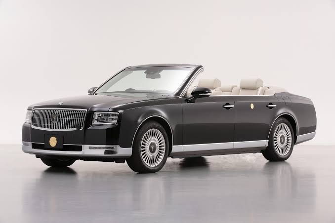 Toyota Century: Timeless Japanese royal craftsmanship, buatan AI