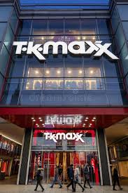 The best items with pricing information, store locations and opening hours, official website, and editorials. Tk Maxx Store In Warschau Nacht Redaktionelles Stockfotografie Bild Von Warschau Speicher 171140892