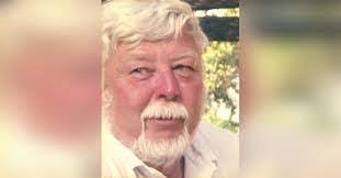 Robert Satter's Instagram, Twitter & Facebook