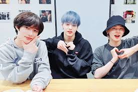 Txt Yeonsoobeom S Convenience Store Eating Show Txt Discover In This Moment
