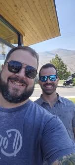 Kyle Graybeal's Instagram, Twitter & Facebook