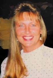 Karen Nesbit's Instagram, Twitter & Facebook