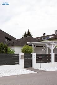 Aluzaun Nie Wieder Streichen Pflegeleicht Und Preiswert Schutzzaun Zaunidee In 2020 Gartengestaltung Haus Und Garten Sichtschutz Garten Selber Bauen