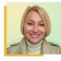 Jessica Claycomb's Instagram, Twitter & Facebook