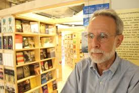 Seminary Cooperative Bookstore Manager Retires after 40 Years