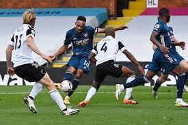 Arsenal's willian (left) looks it started when arsenal played through the fulham press on the right wing. Fulham V Arsenal 2020 21 Premier League