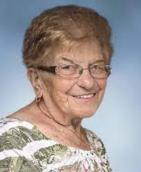 Diane Palardy's Instagram, Twitter & Facebook