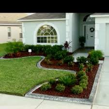 Landscaping Idea Edging You Can Mow Over Something Like This In Front Yard But Needs More Front Yard Landscaping Design Front Yard Design Home Landscaping