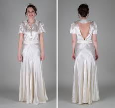 Available in sizes 8 to 32. Dreamy Vintage Wedding Dresses From Authentic Vintage Bridal Chic Vintage Brides